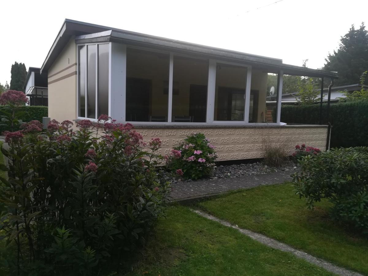 Ferienhaus Am Wald Loissin Екстериор снимка